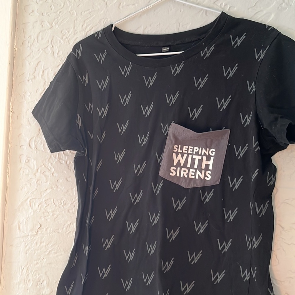 Sleeping With Sirens shirt